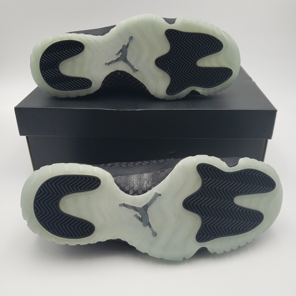 🚫SOLD!!!🚫New Air Jordan Future Premium Glow - Picture 5 of 7